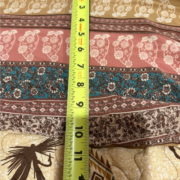 Blue Pepper long-sleeved beige waffle-knit shirt patterned sleeves tie at hem LG - Picture 8 of 9